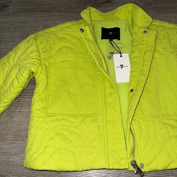 NWT SEVEN FOR ALL MANKIND LIME GREEN QUILTED DOUBLE POCKET CROP JACKET XS - Picture 3 of 9